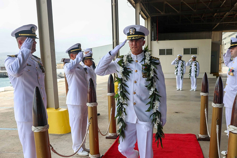 Coggins Takes Command of OICC Pearl Harbor Naval Shipyard